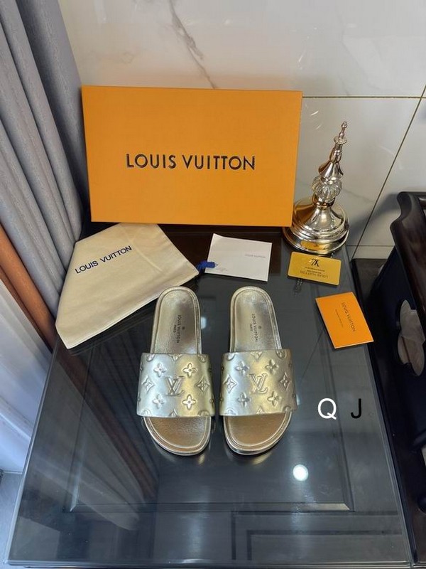 LV Women's Slippers 200